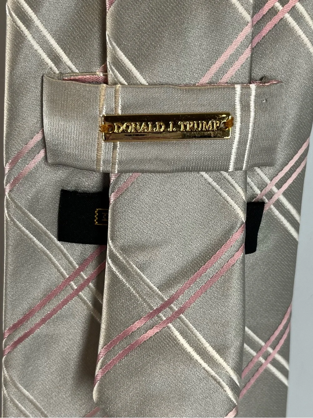 Donald J. Trump Tie Mens One Size Beige Silver Pink 100% Silk Classic Necktie
